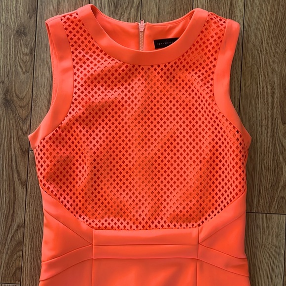*DONATED**Spenser Jeremy- Bright Orange Scuba Dress! **FINAL PRICE ** - Picture 4 of 15